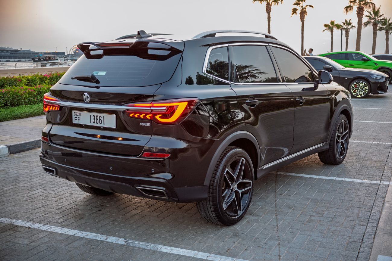 أم جي RX5 1.5T LUX