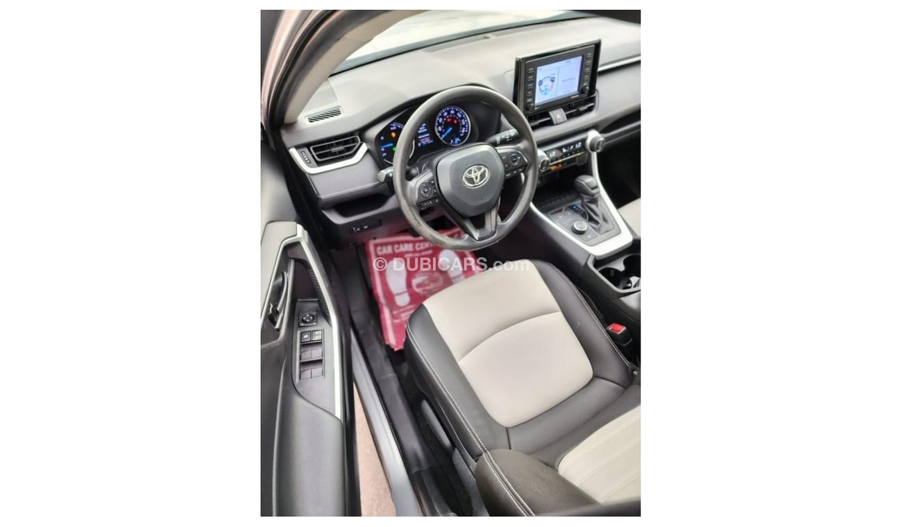 تويوتا راف ٤ LE