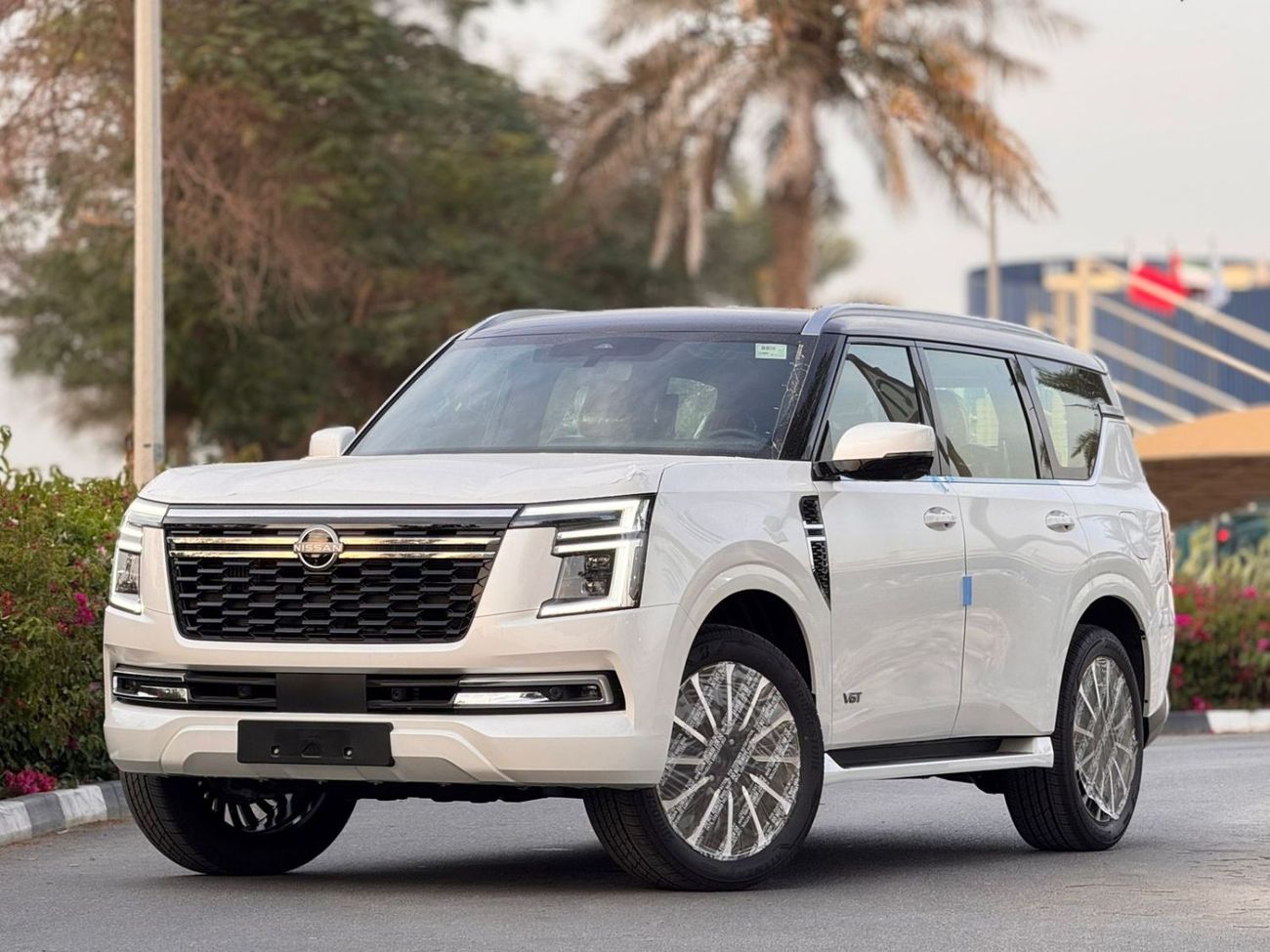 نيسان باترول NISSAN PATROL LE PLATINUM CITY/ LOCAL AND EXPORT