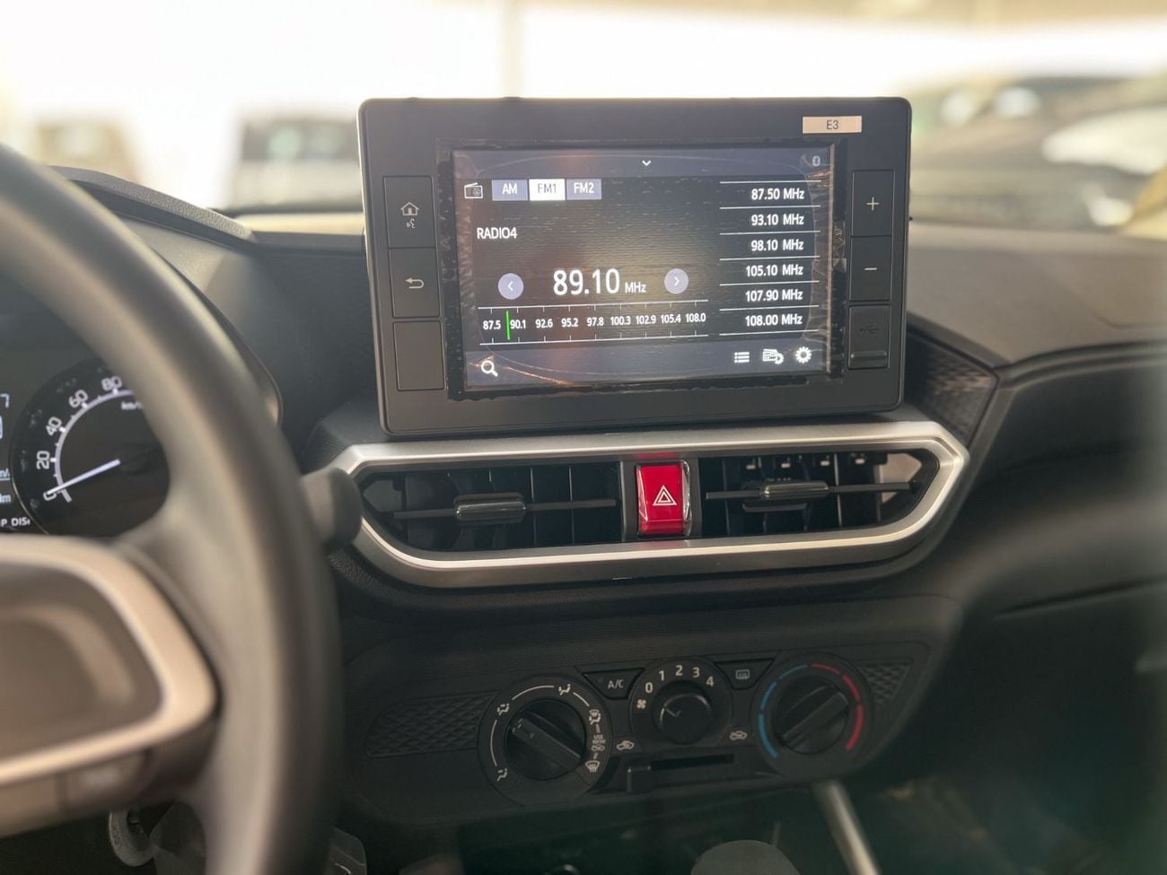 Toyota Raize EXPORT ONLY - TOYOTA RAIZE 1.2L E