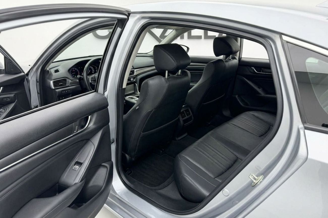 Honda Accord Honda Accord Sport 2.0T 2018 l Full Agency Service History l AED 1,306 / Monthly