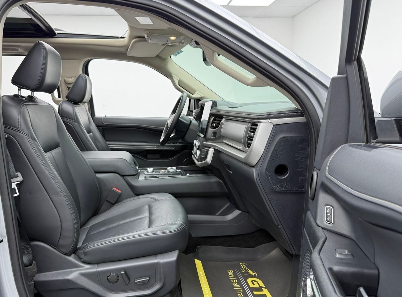 فورد إكسبيديشن 2022 Ford Expedition XLT, July/2027 Ford Warranty + Service Contract, Full Ford Service History, GCC