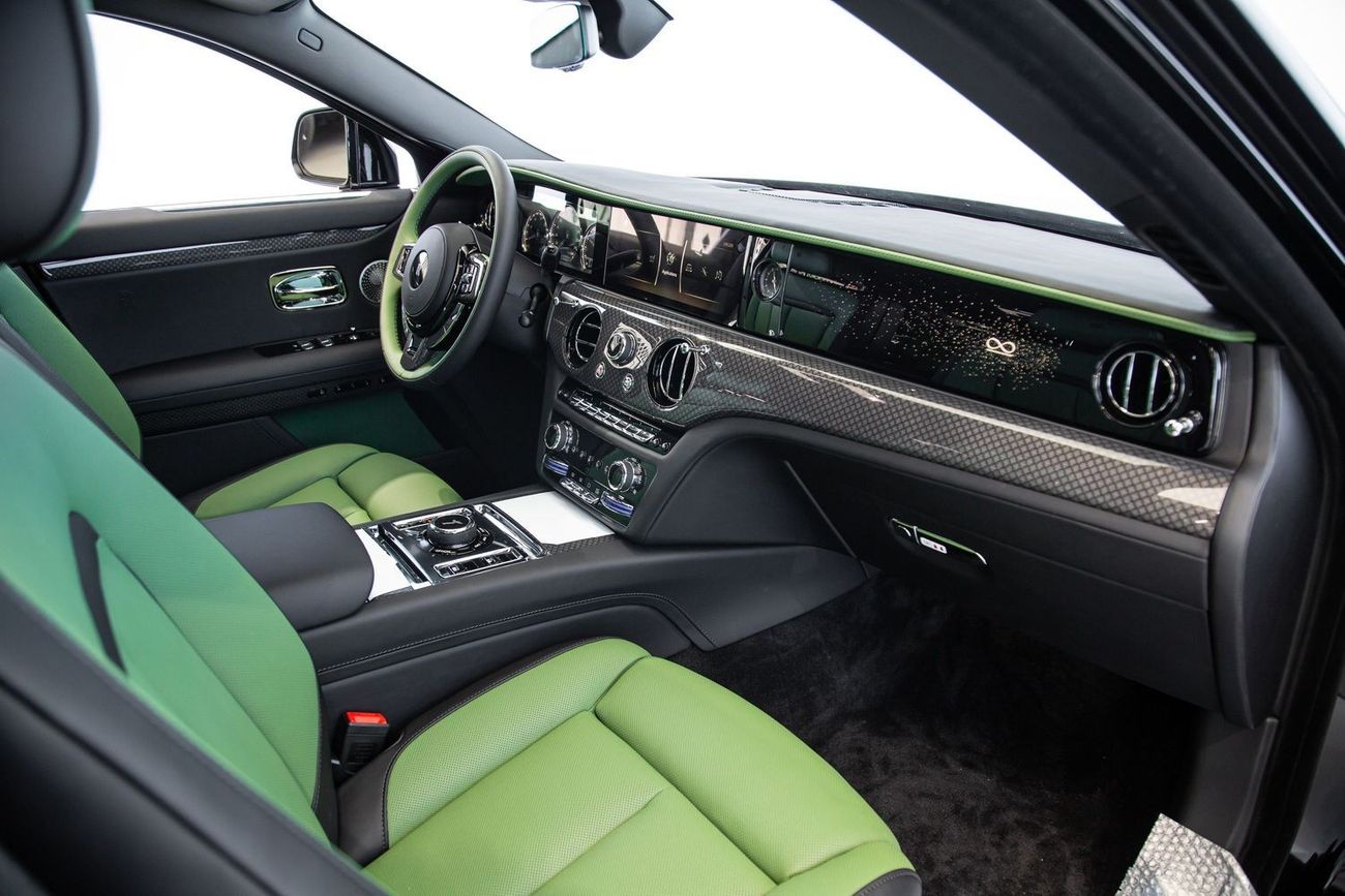 رولز رويس جوست BLACK BADGE