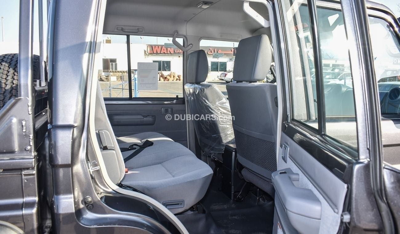 Toyota Land Cruiser Pick Up LC79 Pickup LX 4.0L Petrol D/C Automatic