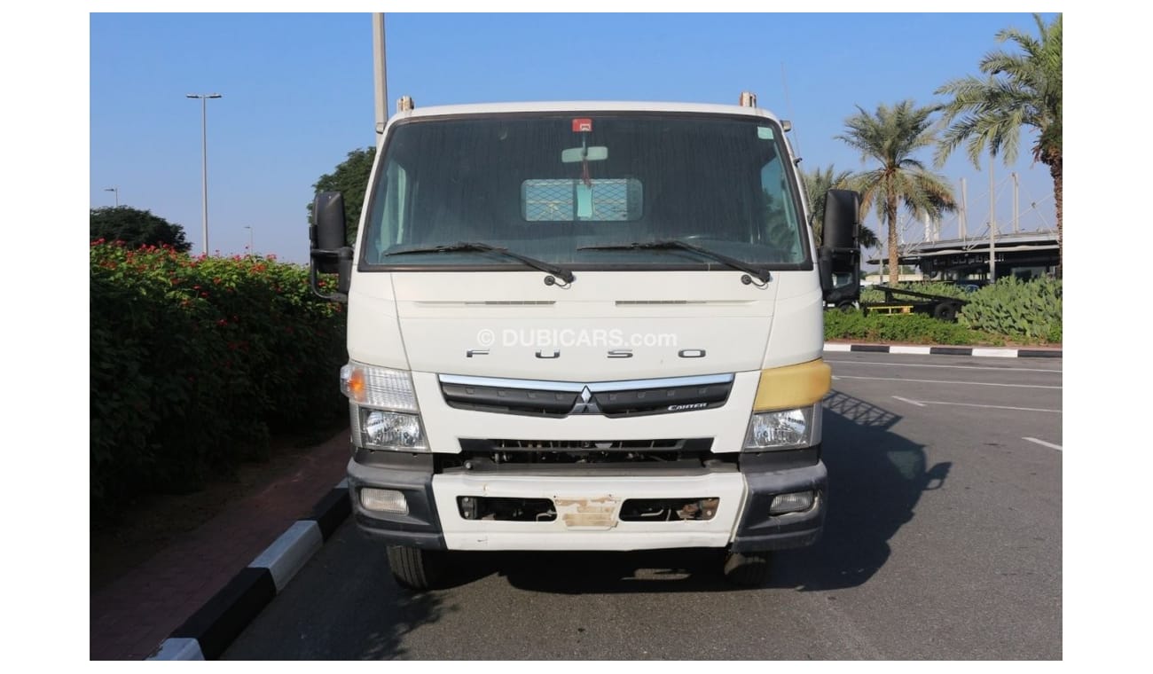Mitsubishi Fuso Canter MITSUBISHI CANTER 2019 LONG BODY GULF SPACE ORGINAL PAINTS