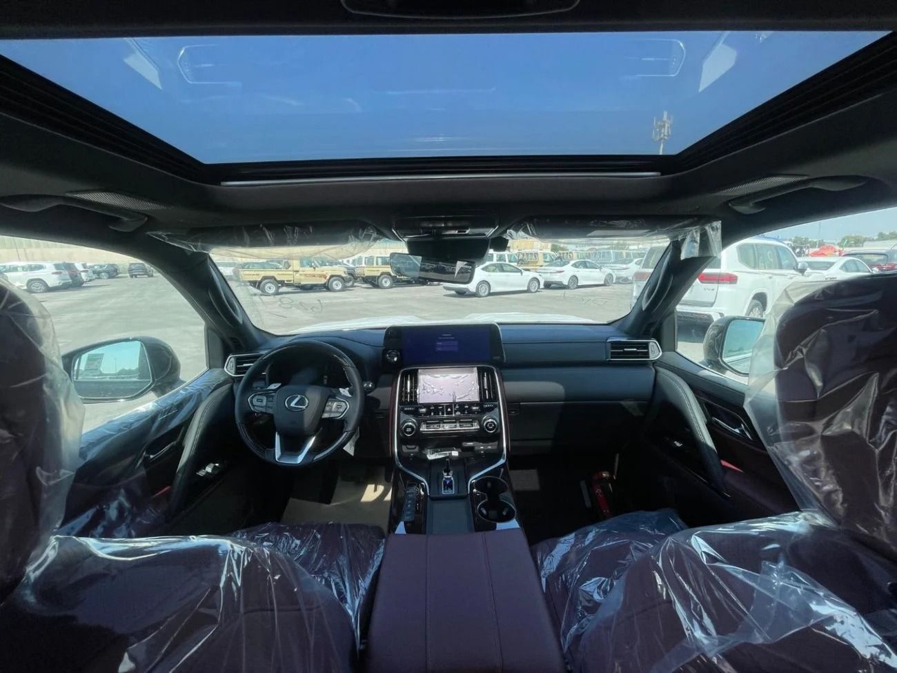 لكزس LX 700h 2025 Lexus LX700h Signature 7-Seater HEV 3.5L V6 Twin-Turbo Petrol A/T 4WD Export Only