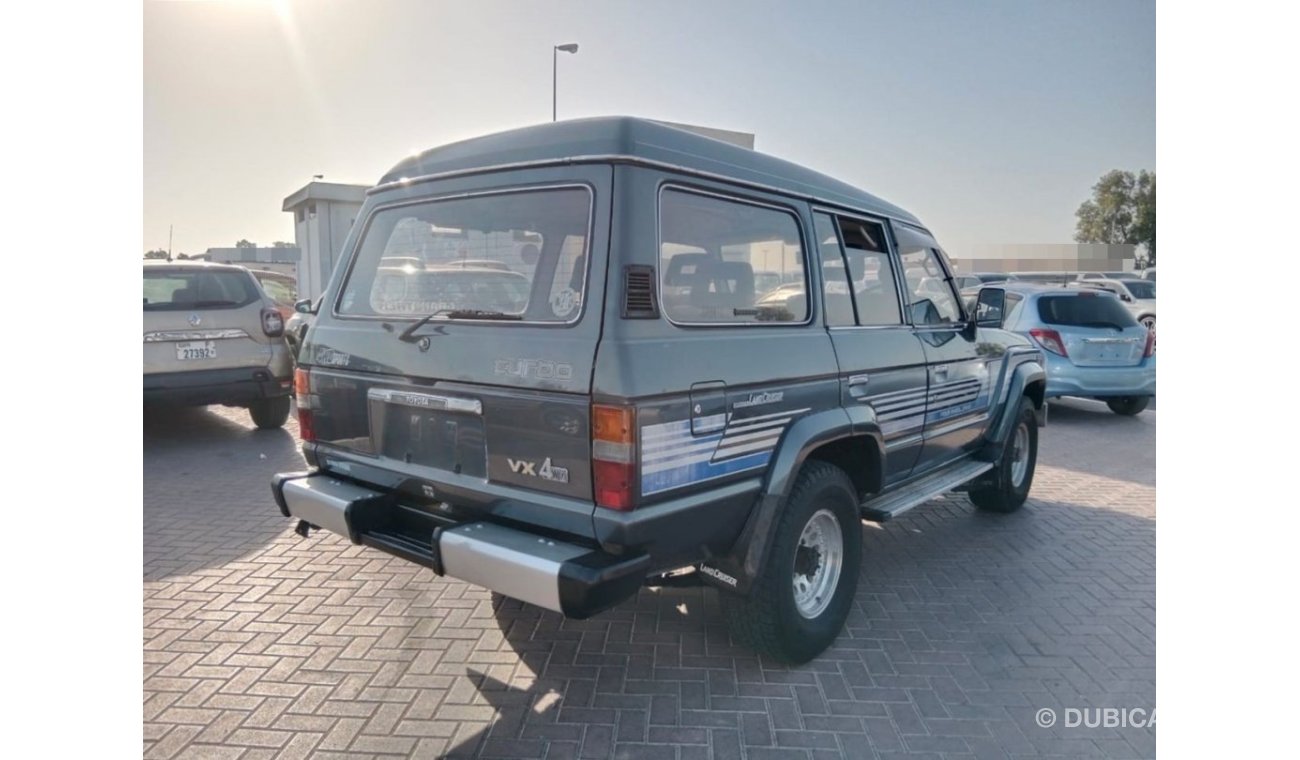 تويوتا لاند كروزر TOYOTA LAND CRUISER RIGHT HAND DRIVE(PM13982)