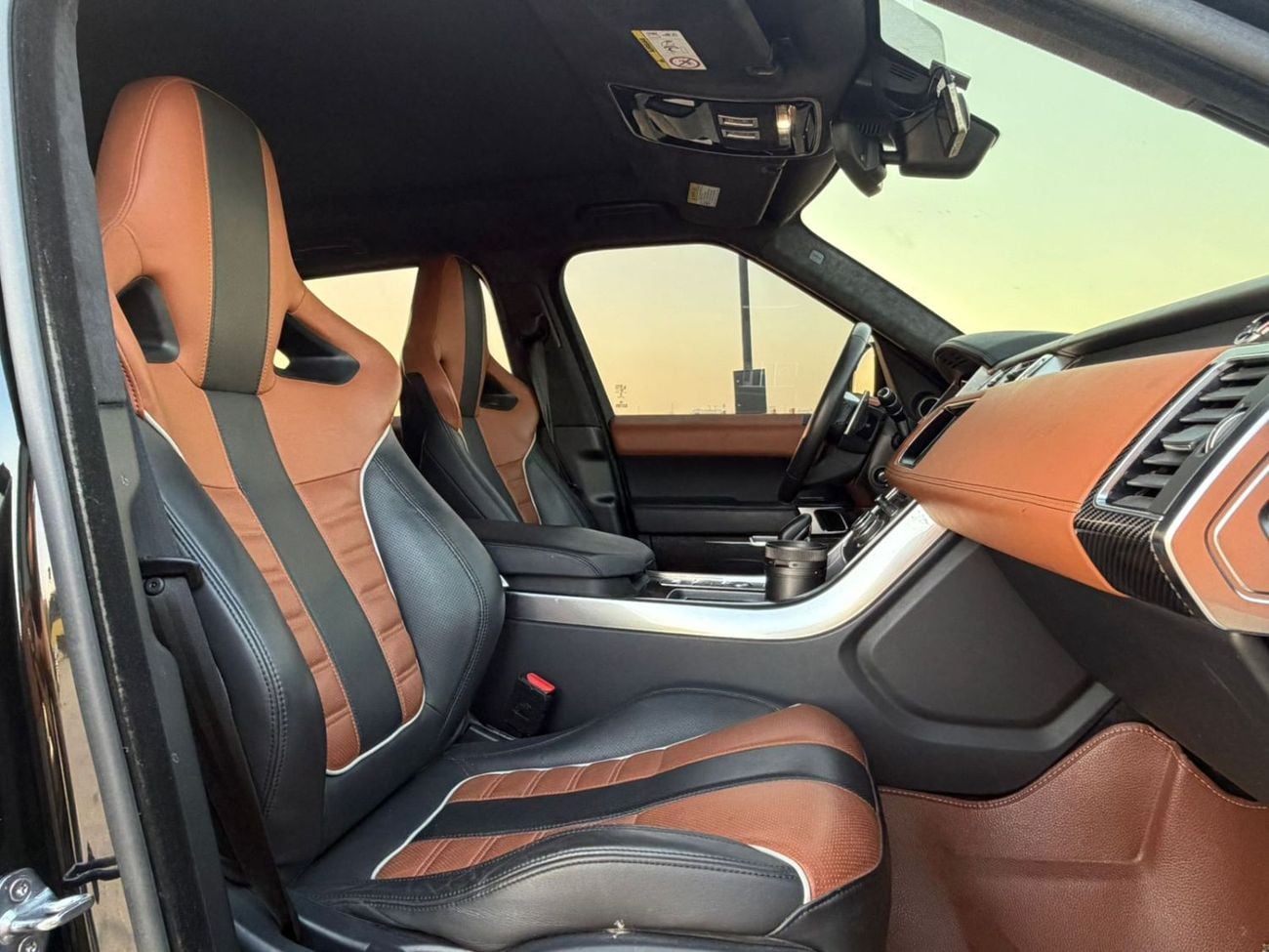 Land Rover Range Rover Sport SVR 5.0L (575 HP) 4WD