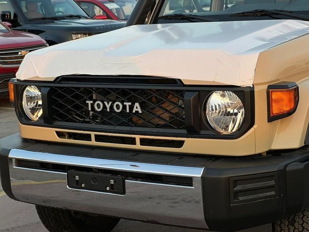 تويوتا لاند كروزر 70 TOYOTA LAND CRUISER (70 SERIES) (GRJ76) 4.0L SUV 4WD 2025