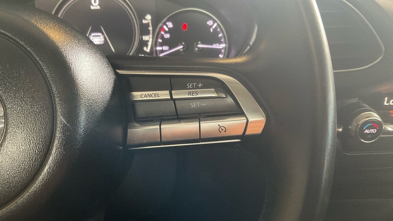 Mazda 3 2.0 EVOLVE AUTO | Guaranteed Warranty | 0 Down Payment