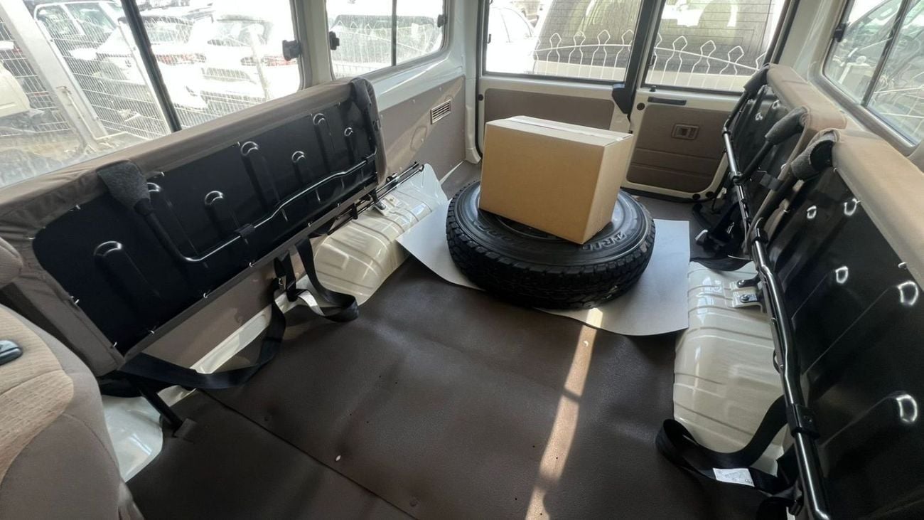 تويوتا لاند كروزر 70 LC 78 HARDTOP 2.8L AT EXPORT ONLY - 2.8L DSL A/T