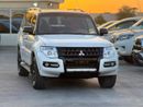 ميتسوبيشي باجيرو  3.5L Petrol | RockFord System | Sunroof