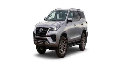 تويوتا فورتونر Toyota Fortuner 2.4L Comfort 6-Auto 4x4