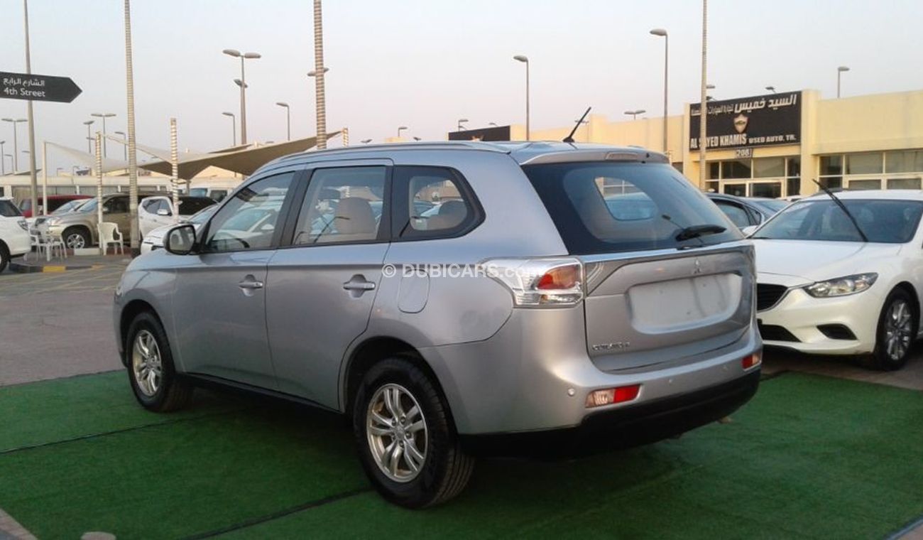 Mitsubishi Outlander no paint no accident full option