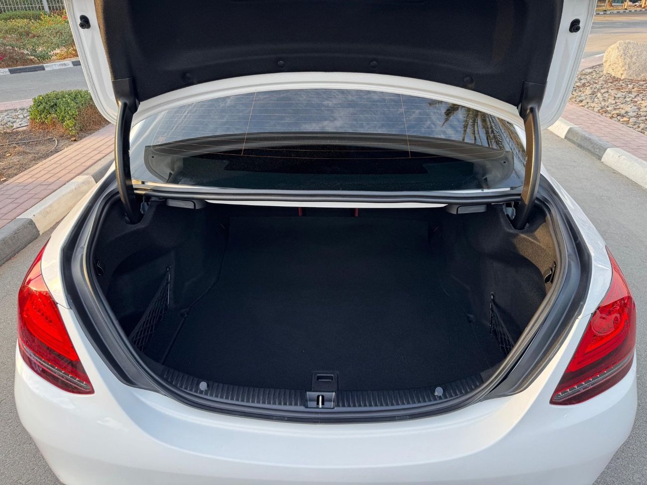 مرسيدس بنز سي 43 ايه ام جي 2021 4Matic 3L TWIN TURBO V6 PANORAMA  360 CAMERAS CANADA SPEC