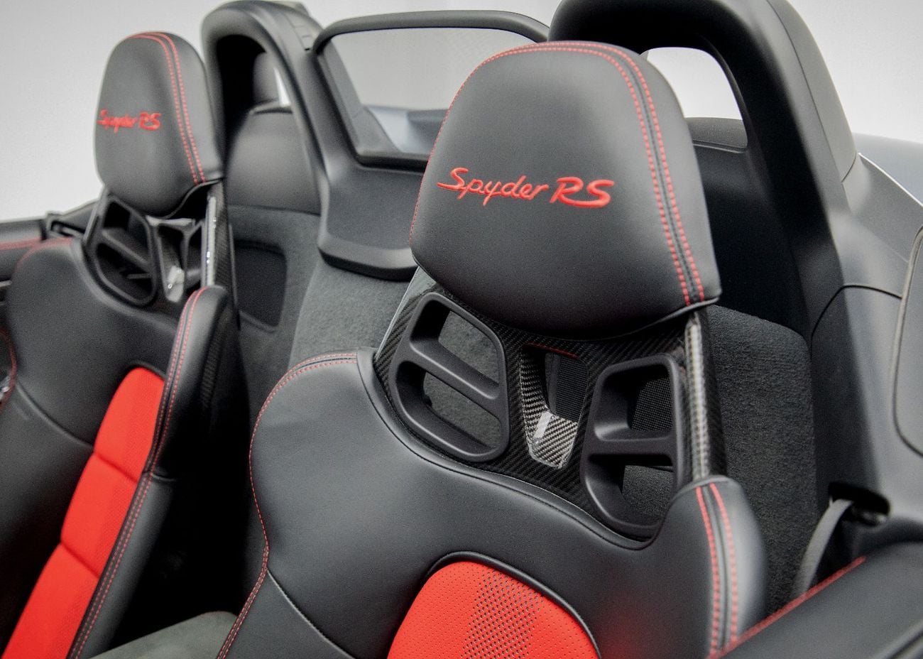 Porsche 718 Spyder RS