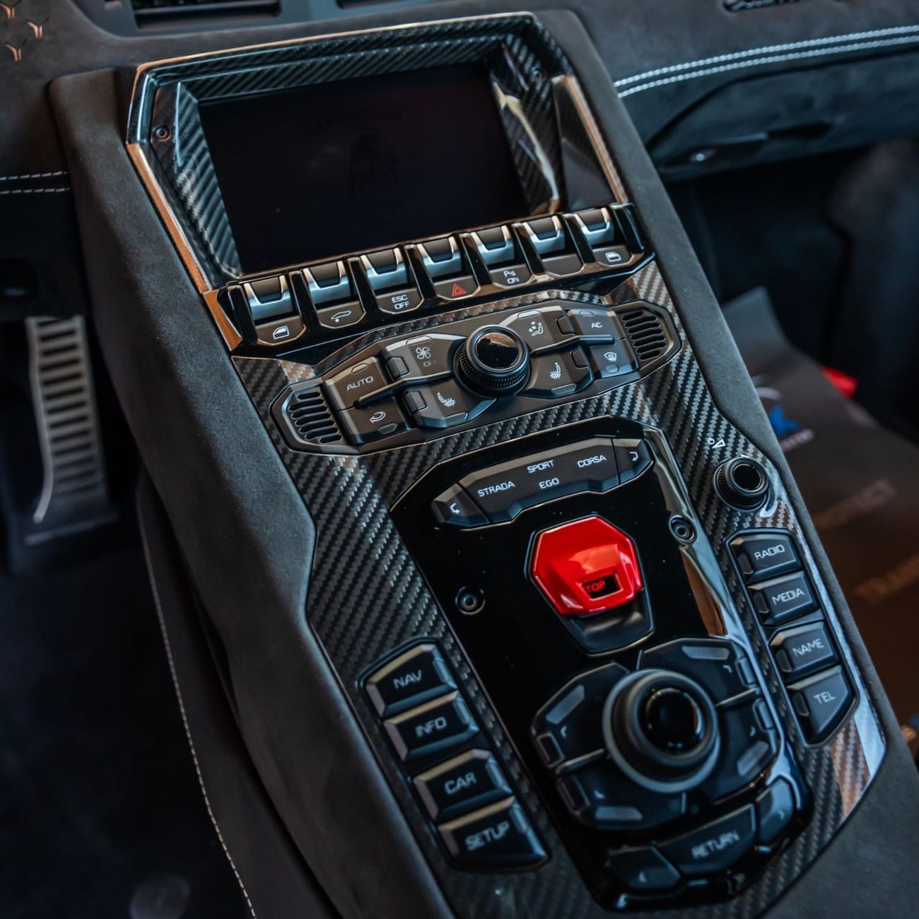 Lamborghini Aventador ULTIMAE