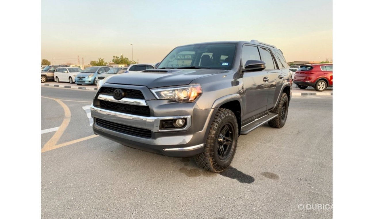 تويوتا 4Runner SR5 PREMIUM 7 SEATER 4.0L V4 2016 AMERICAN SPECIFICATION