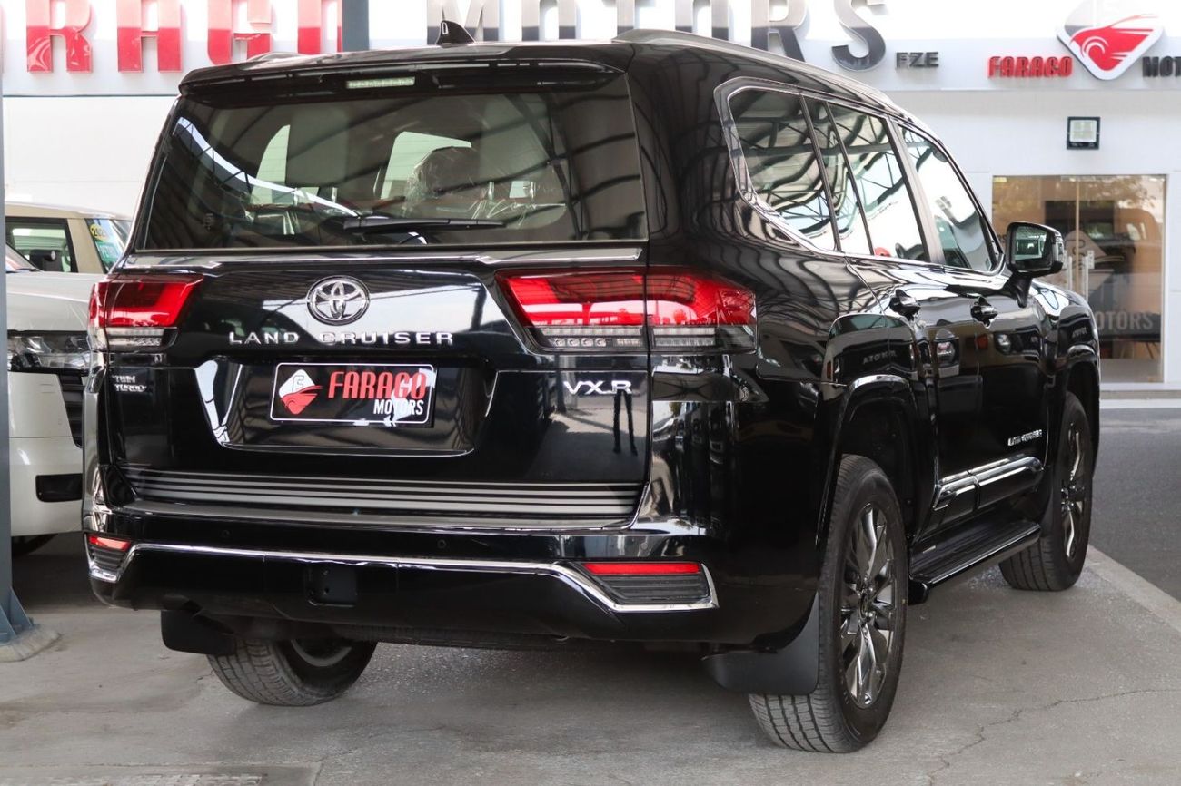 Toyota Land Cruiser 2025 LAND CRUISER VXR 3.5 TWINTURBO FULLY LOADED **التصدير فقط خارج الخليج***