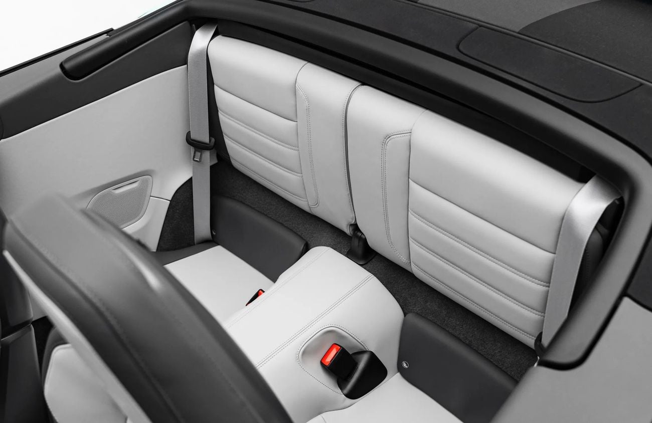 بورش 911 3.7L F6 Turbocharged Engine + T-Hybrid