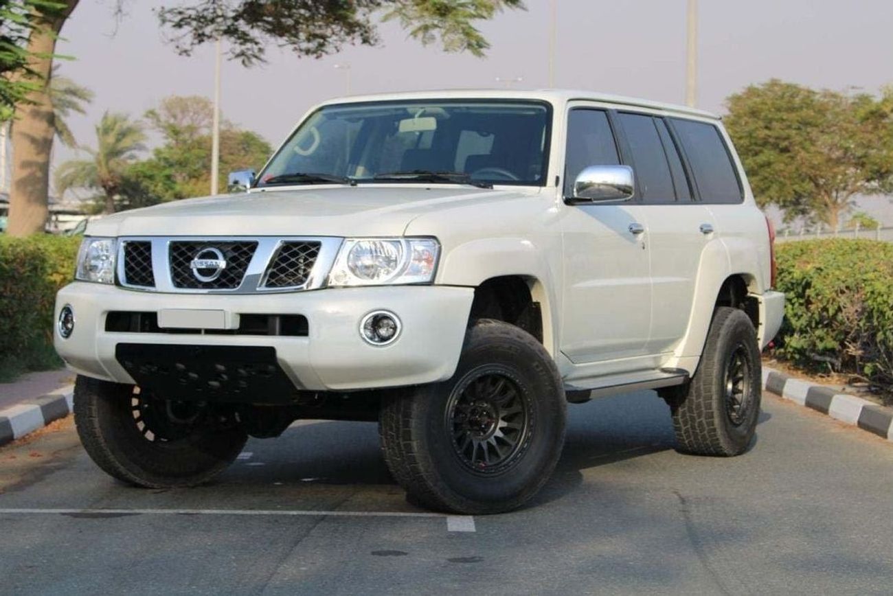 نيسان باترول سفاري NISSAN PATROL Y61 4.8L PETROL 4WD GRX AUTO