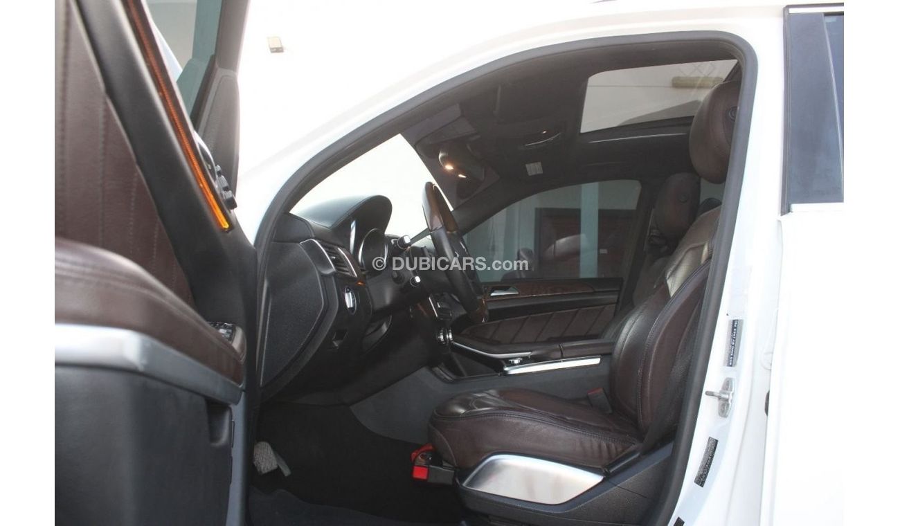 Mercedes-Benz GL 500 Mercedes GL 500 2014 GCC in excellent condition without accidents