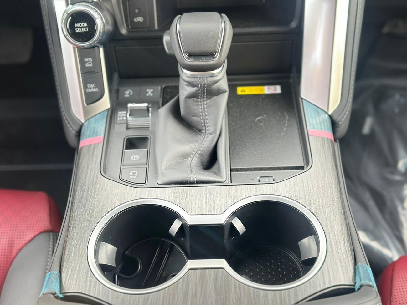 تويوتا لاند كروزر TOYTA LAND CRUISER VXR 3.5 TWIN TURBO 2026
