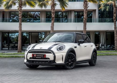 Mini Cooper | 1,567 P.M  | 0% Downpayment | Immaculate Condition!