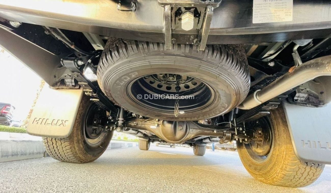 Toyota Hilux 2023 2.8L DIESEL AUTOMATIC 4X4 | OLIVE GREEN | PUSH START|LEATEHR ELECTRIC SEATS | GOOD CONDITION