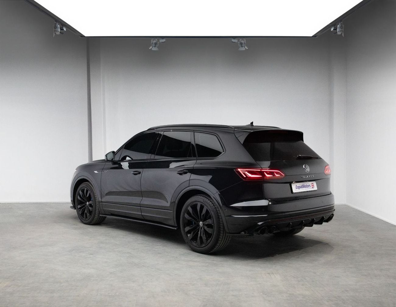 فولكس واجن طوارق R-Line 3.0L AWD