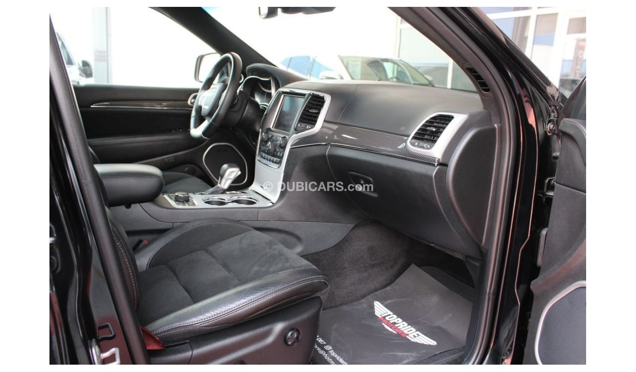 Used Jeep Grand Cherokee SRT 6.4 HEMI 2018 for sale in Dubai - 442791