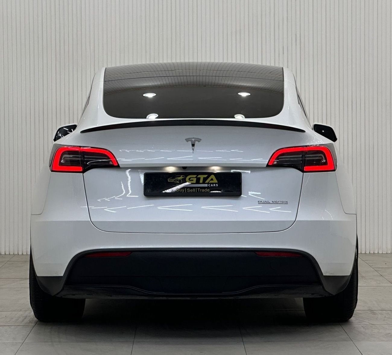 Tesla Model Y 2023 Tesla Model Y, DEC 2026 Tesla Warranty + DEC 2030 Battery Warranty, GCC