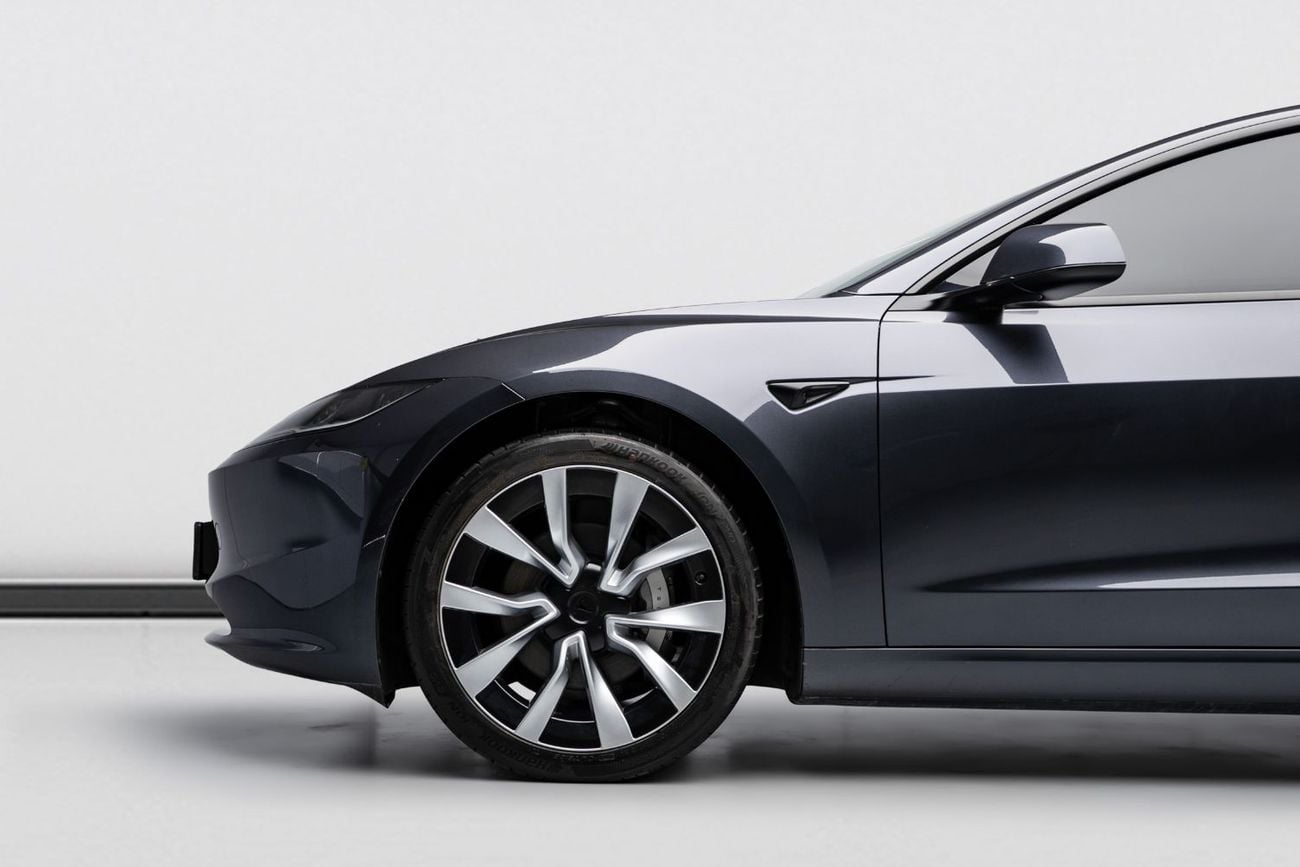 Tesla Model 3 LONG RANGE BUY NOW, PAY 2027 | THE BLACKLINE STANDARD | Tesla Warranty February 2028, GCC, Low KM's