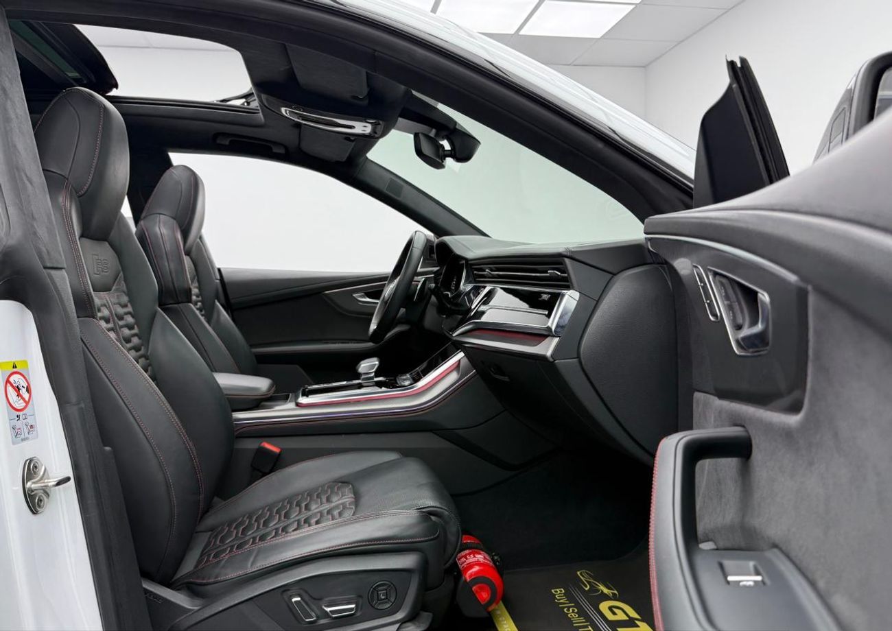 أودي RSQ8 2023 Audi RSQ8 Quattro With Urban Kit, 2026 Audi Warranty, 2028 Audi Service Pack, Fully Loaded, GCC