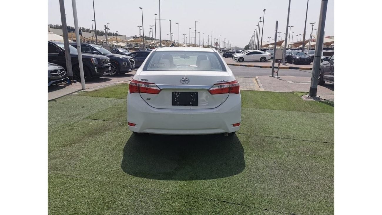 تويوتا كورولا SE Very Clean Car