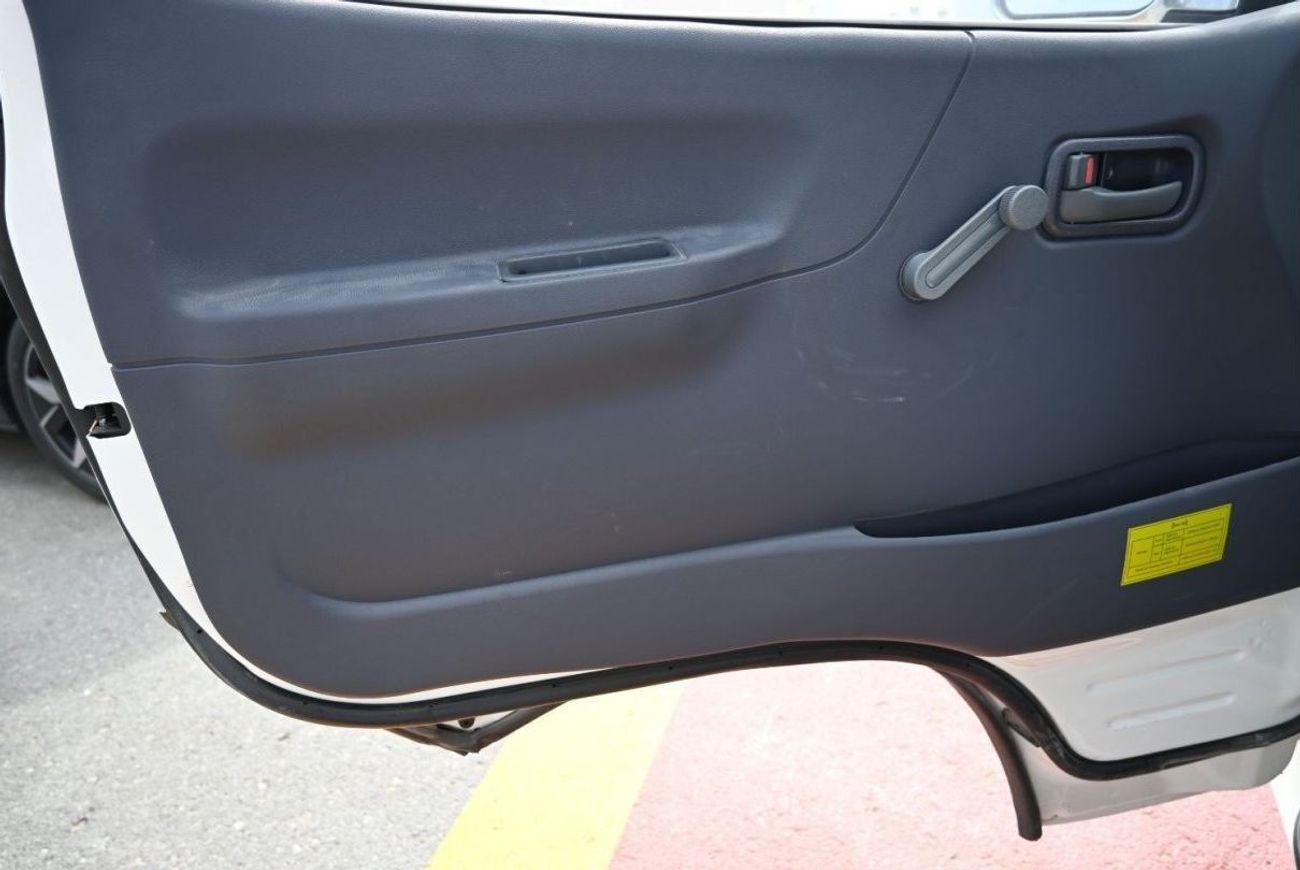 Golden Dragon XML6502E Golden Dragon XML6502E-P 2.2L Petrol, VAN, 4 Doors, Manual Transmission, Manual Window, 15 Seats, Co