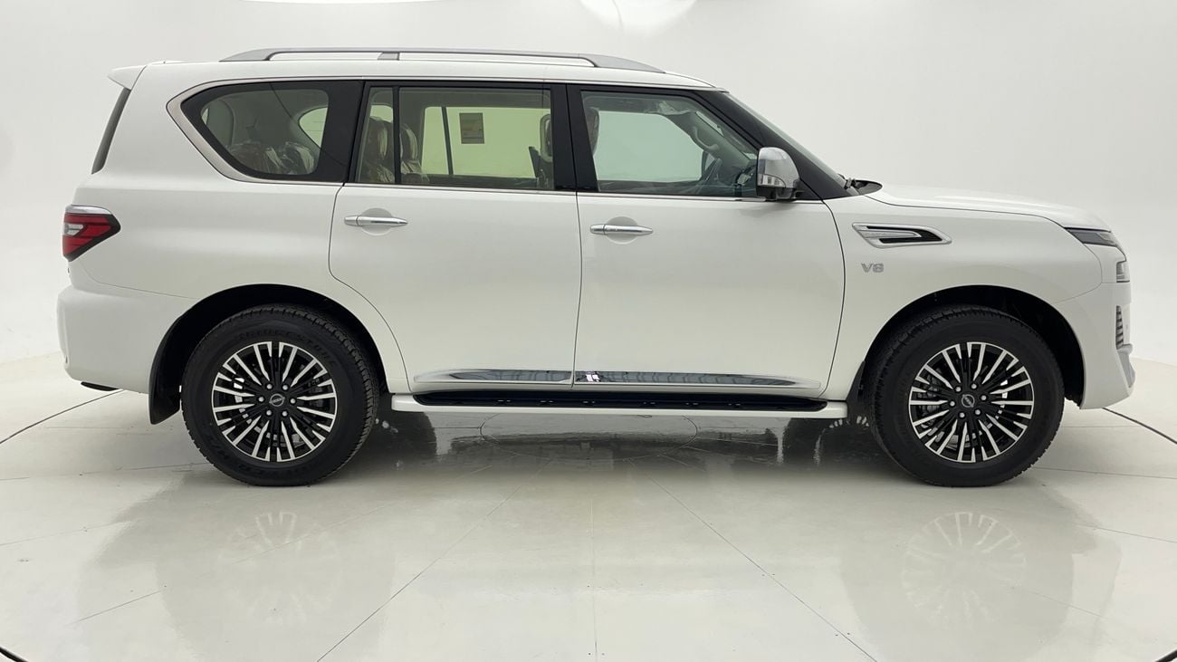 نيسان باترول LE PLATINUM CITY 5.6 | بدون دفعة مقدمة | اختبار القيادة في المنزل