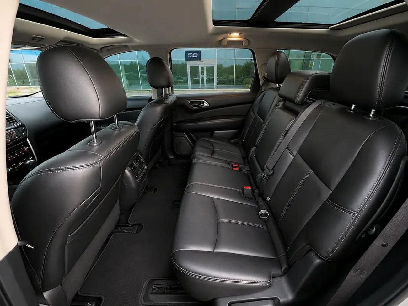 Nissan Pathfinder 901 P.M | SV GCC Specs