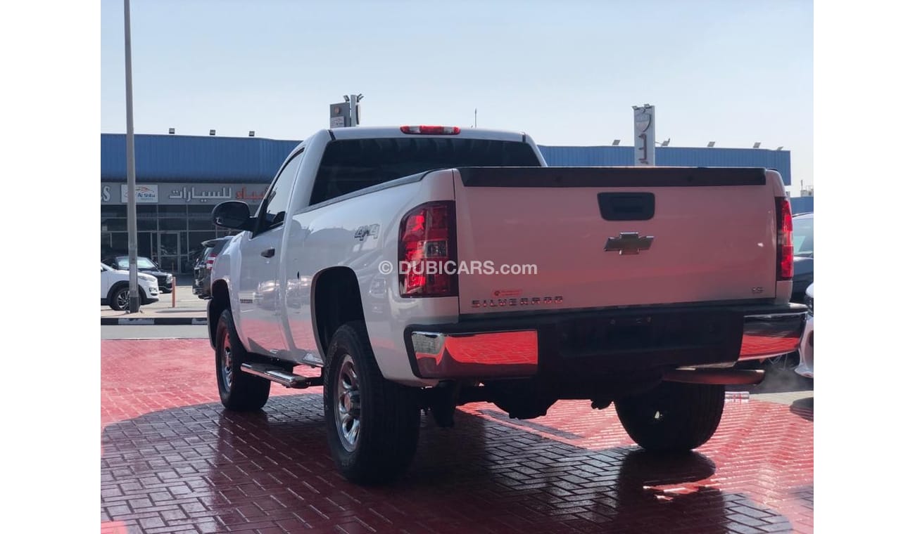 Chevrolet Silverado 2 Door GCC Specs