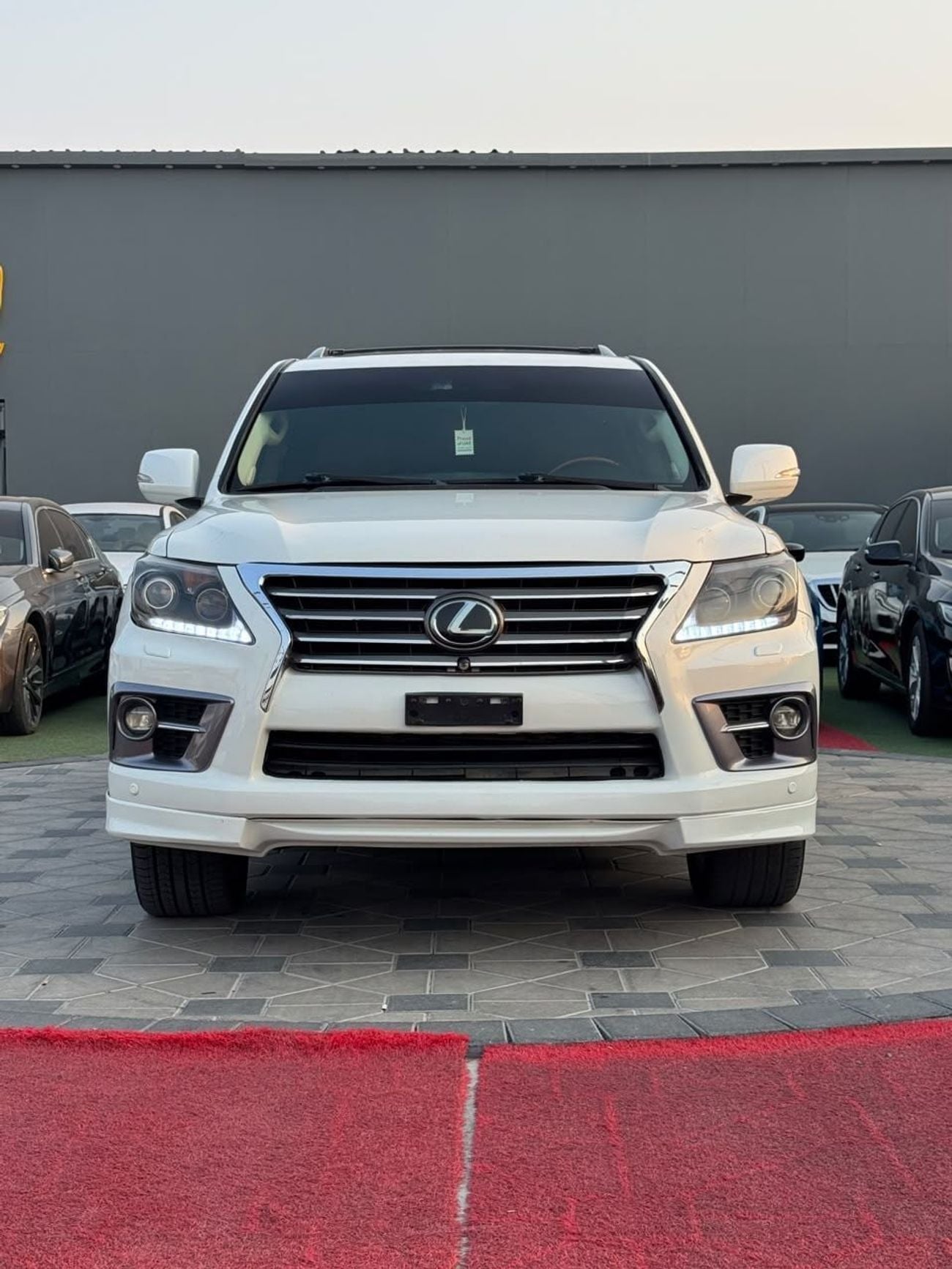 لكزس LX 570 SPORT PLATINUM