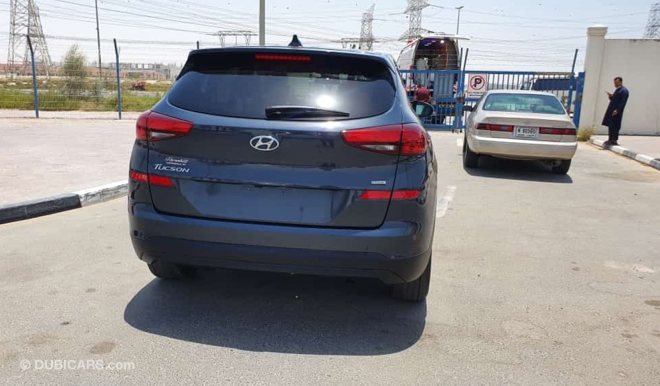 Hyundai Tucson SE