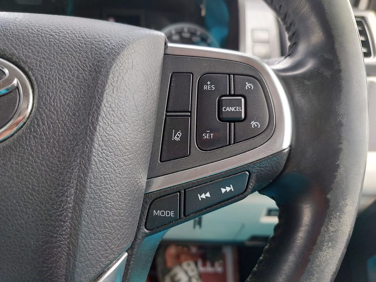 تويوتا هاياس TOYOTA HIACE VAN AMBULANCE RHD 2021 MODEL 2.8 L DIESEL AUTOMATIC(PM10424)