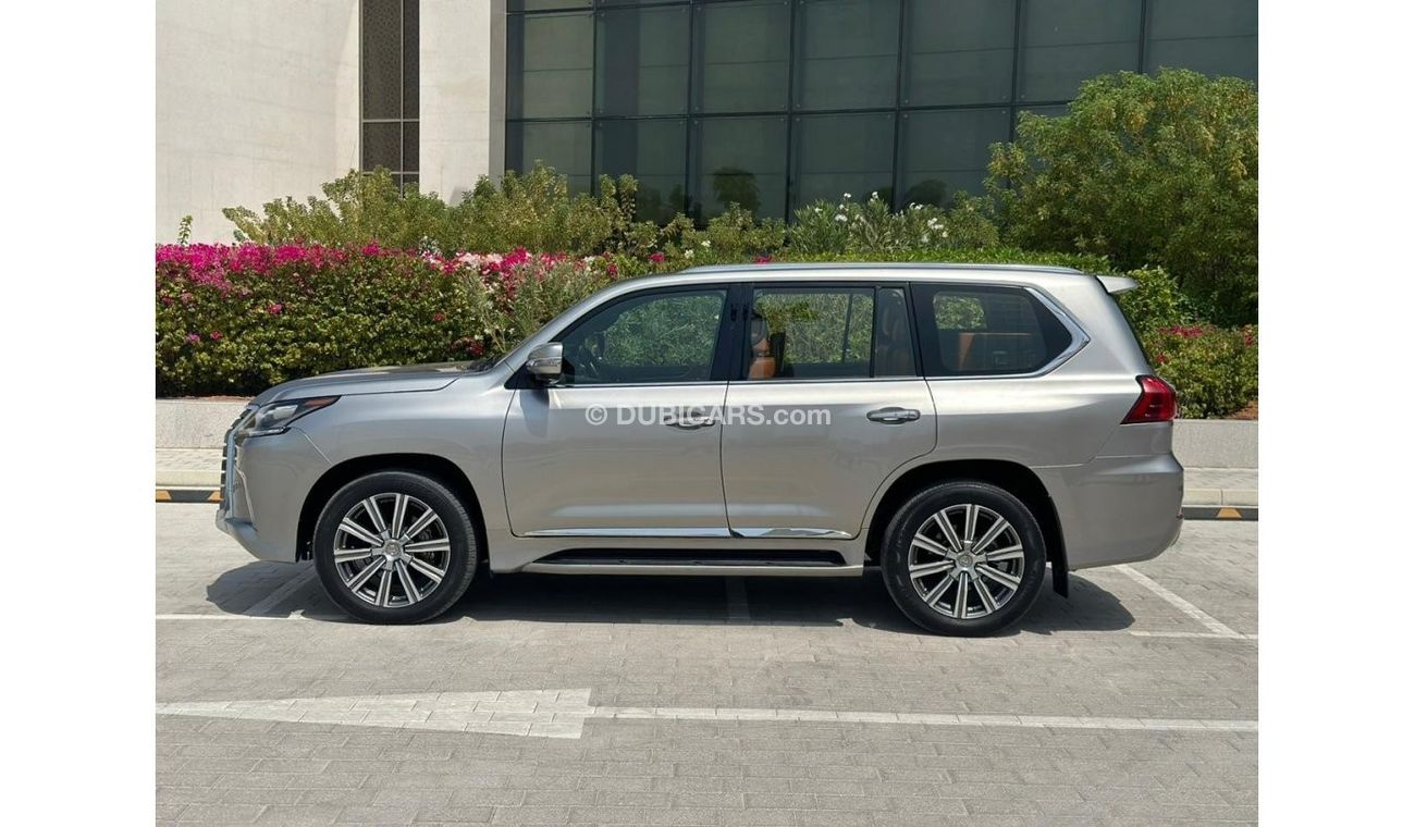 Lexus LX 570 Premier Lexus LX570  Full Option  2017 GCC 65,000 KM Under Warranty