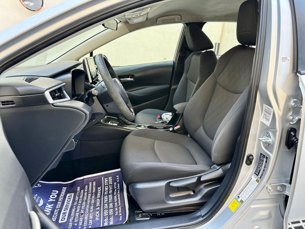 Toyota Corolla LE Corolla HYBRID