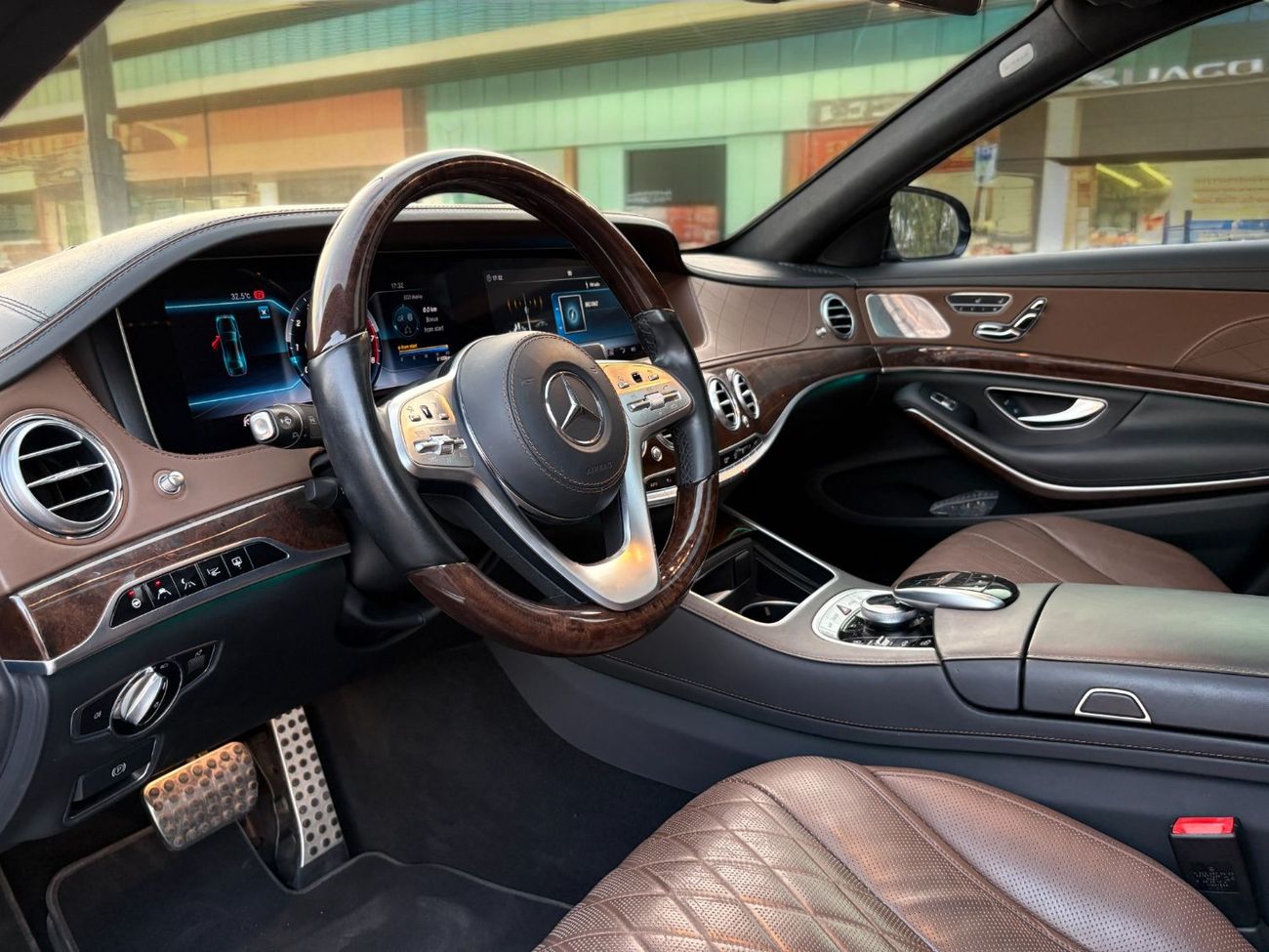 Mercedes-Benz S 560 Std 4.0L (463 HP) 4MATIC V8 BITURBO | 2018 | GCC SPECS | AED 2,220 per month