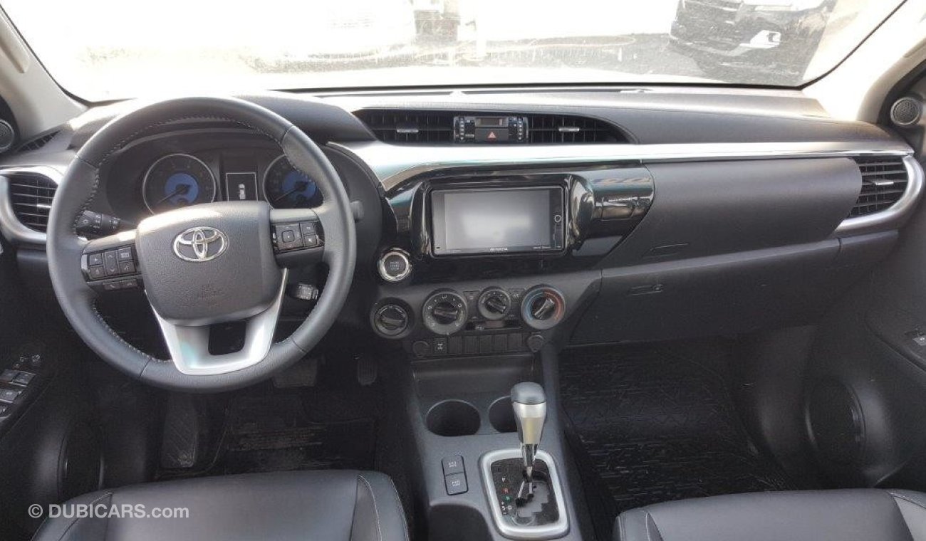 Toyota Hilux 2.8 AT T.Diesel DC 4WD WITH ORIGINAL LEATHER SEATS