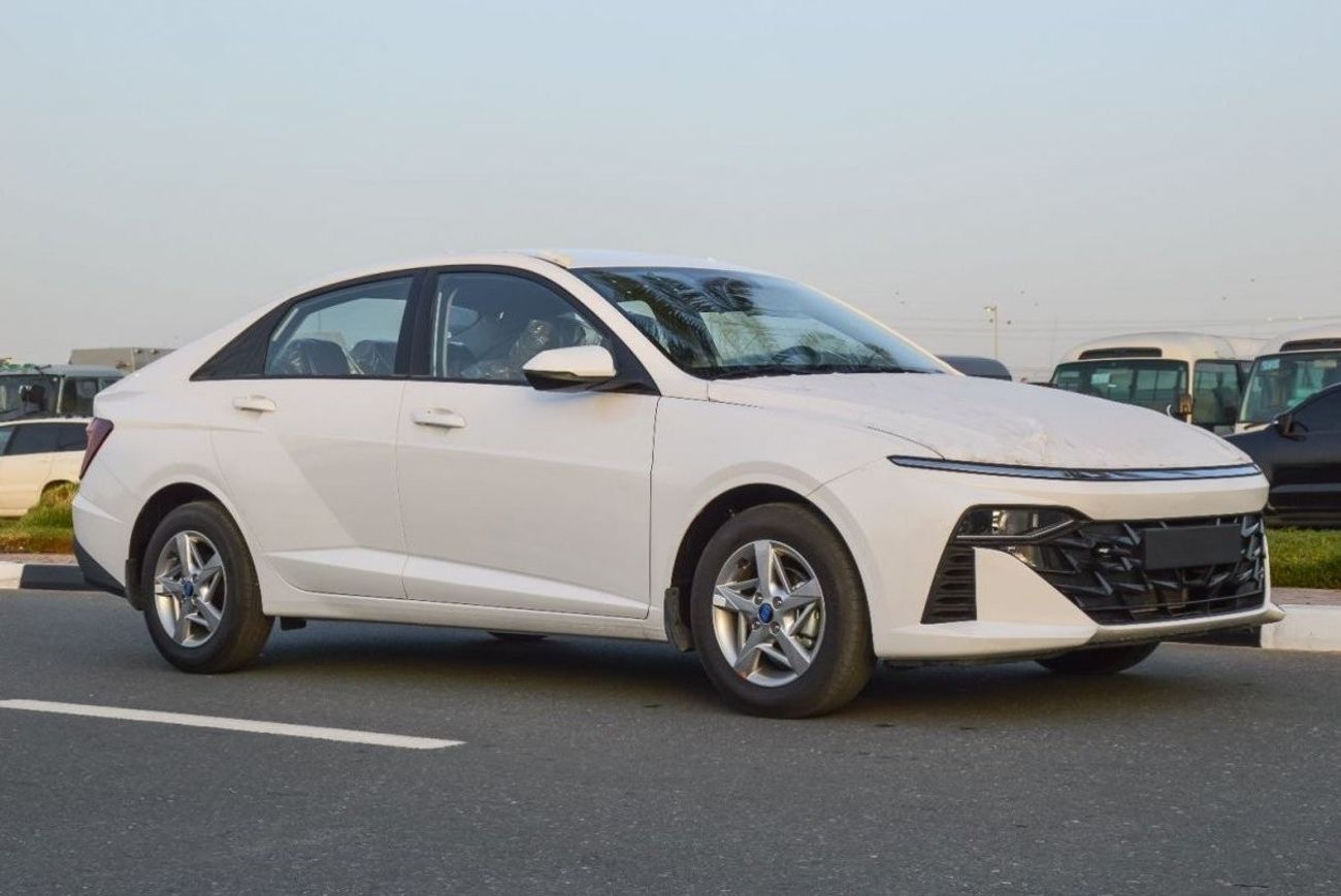 هيونداي أكسنت HYUNDAI ACCENT 1.5L A/T PREMIER 2024