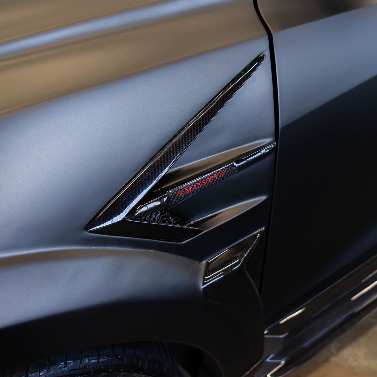 أودي RSQ8 TFSI quattro 4.0L AED 5,749 P.M • 0% Downpayment • Audi RS Q8 Mansory Kit • 1 Year Warranty