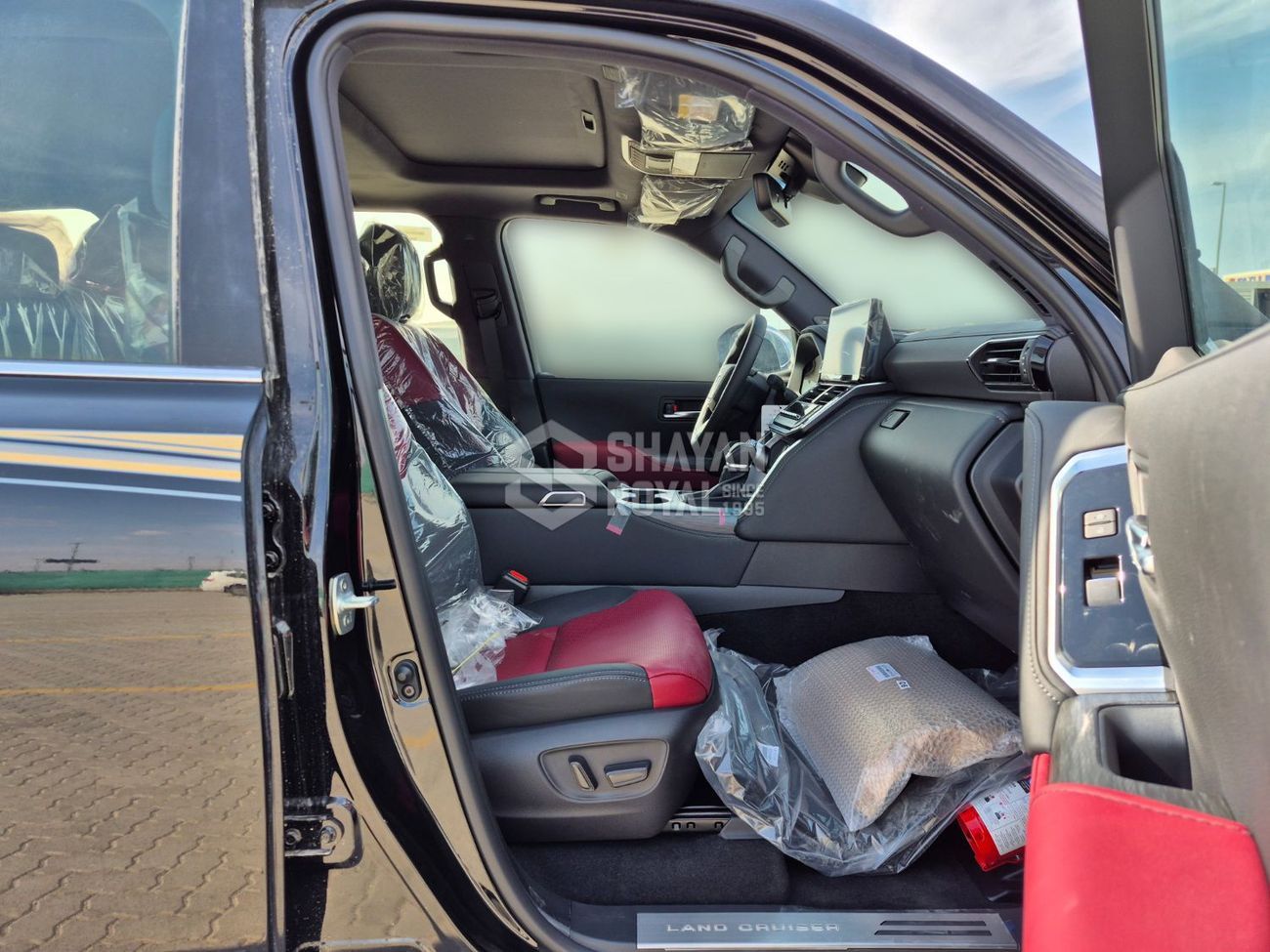 تويوتا لاند كروزر LC300 3.5L TWIN TURBO VXR FULL OPTION PETROL V6 AT 7S 2026MY