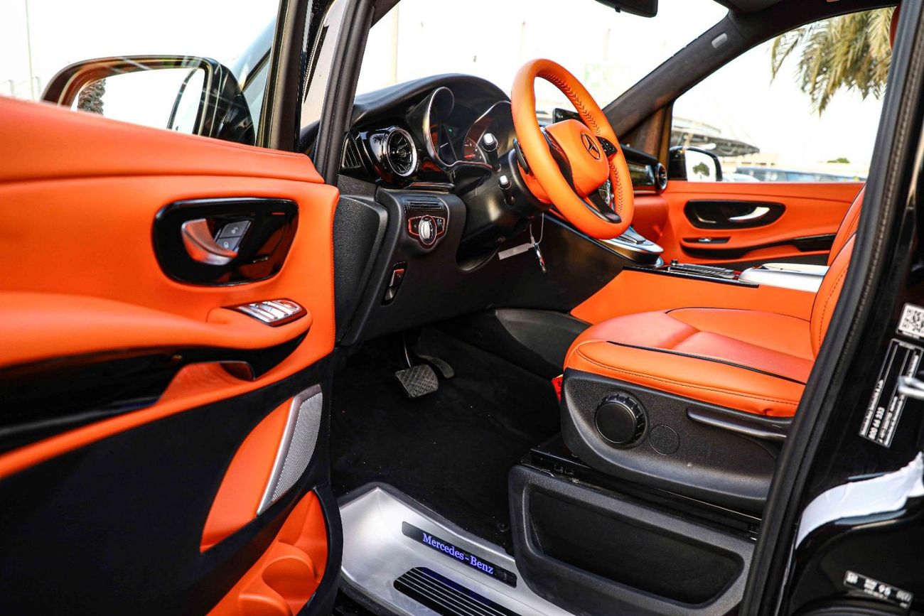 Mercedes Maybach V250 Maybach Brand New 2022 Mercedes Benz V250 4X2 2.0 VIP LUXURY Petrol